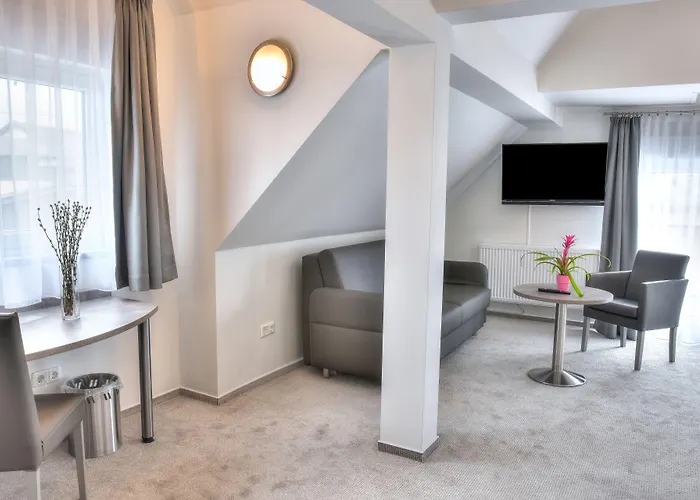 Отель Fast Lane