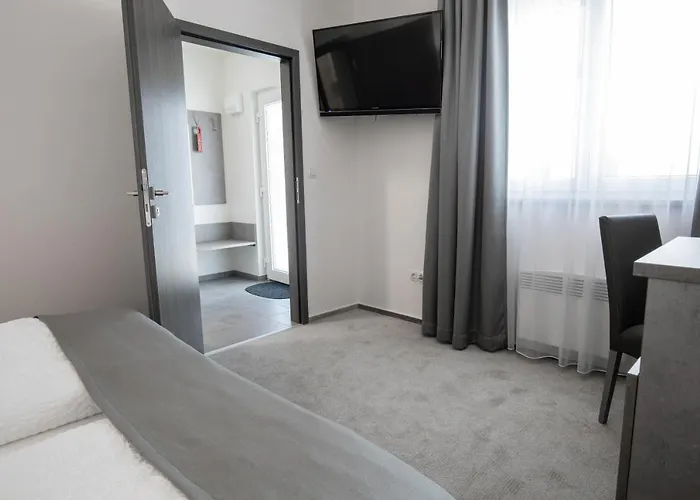 Отель Fast Lane Barweiler